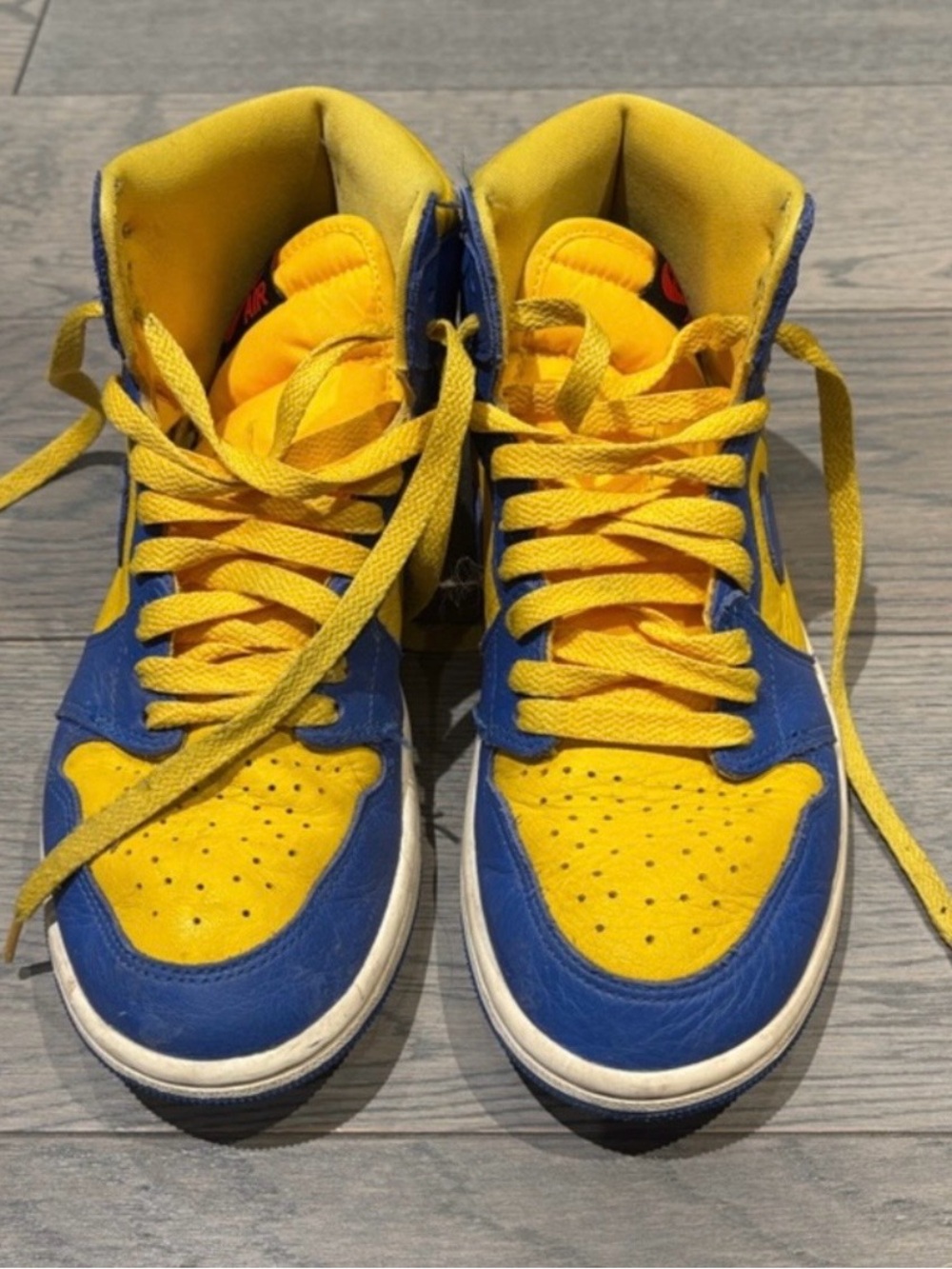 Nike High-Top Sneakers in Blue and Yellow